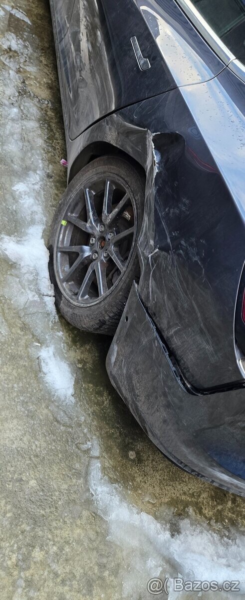 Tesla Model 3 Standard Range Plus RWD SR+ - 4