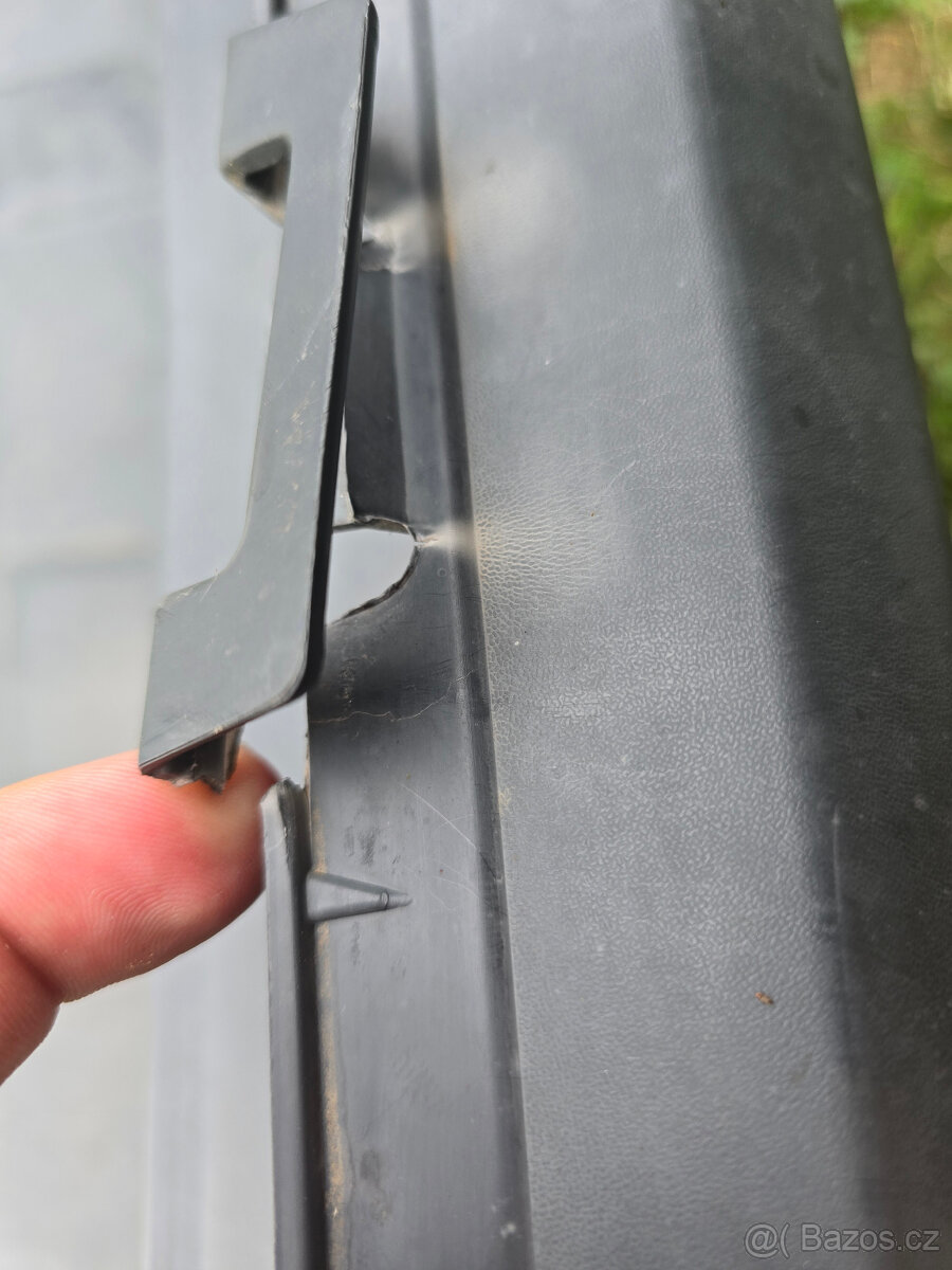 Prodám nárazník na Mercedes-Benz Sprinter - 4