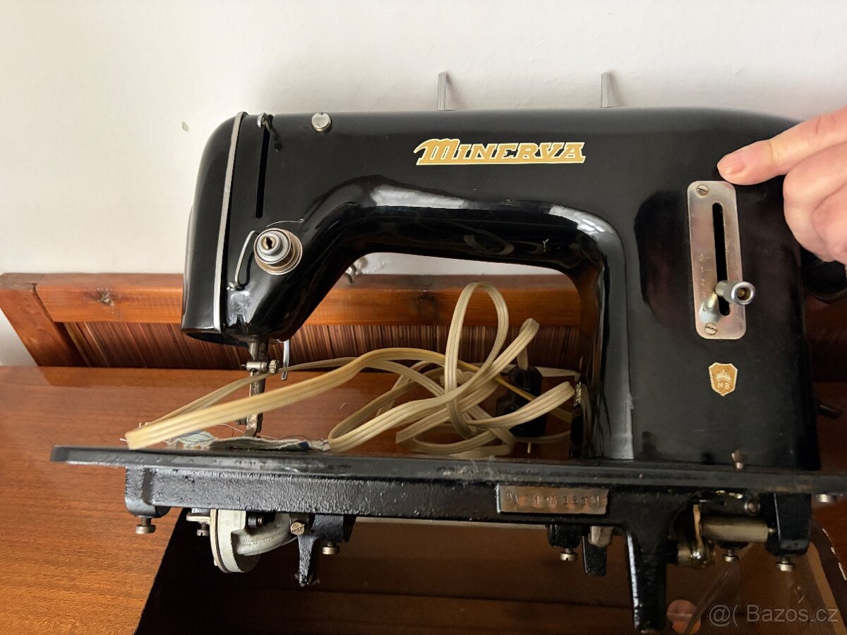 Minerva stary sici stroj - retro - 4