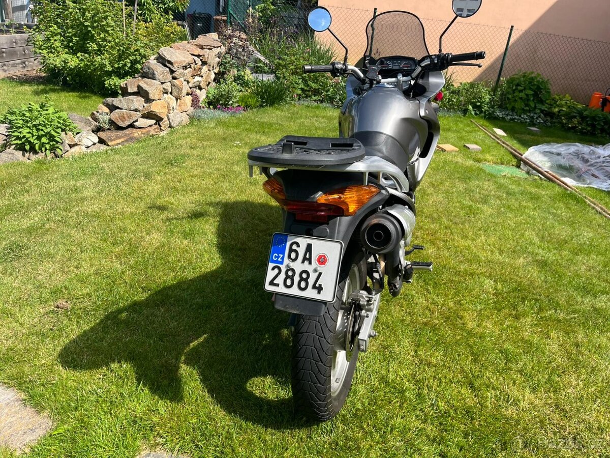 Honda Varadero 125 XL V 2004