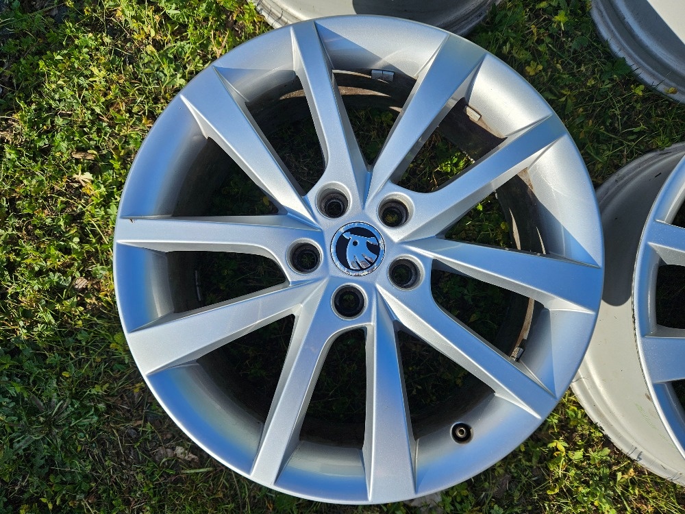 Alu Škoda r18 - 4