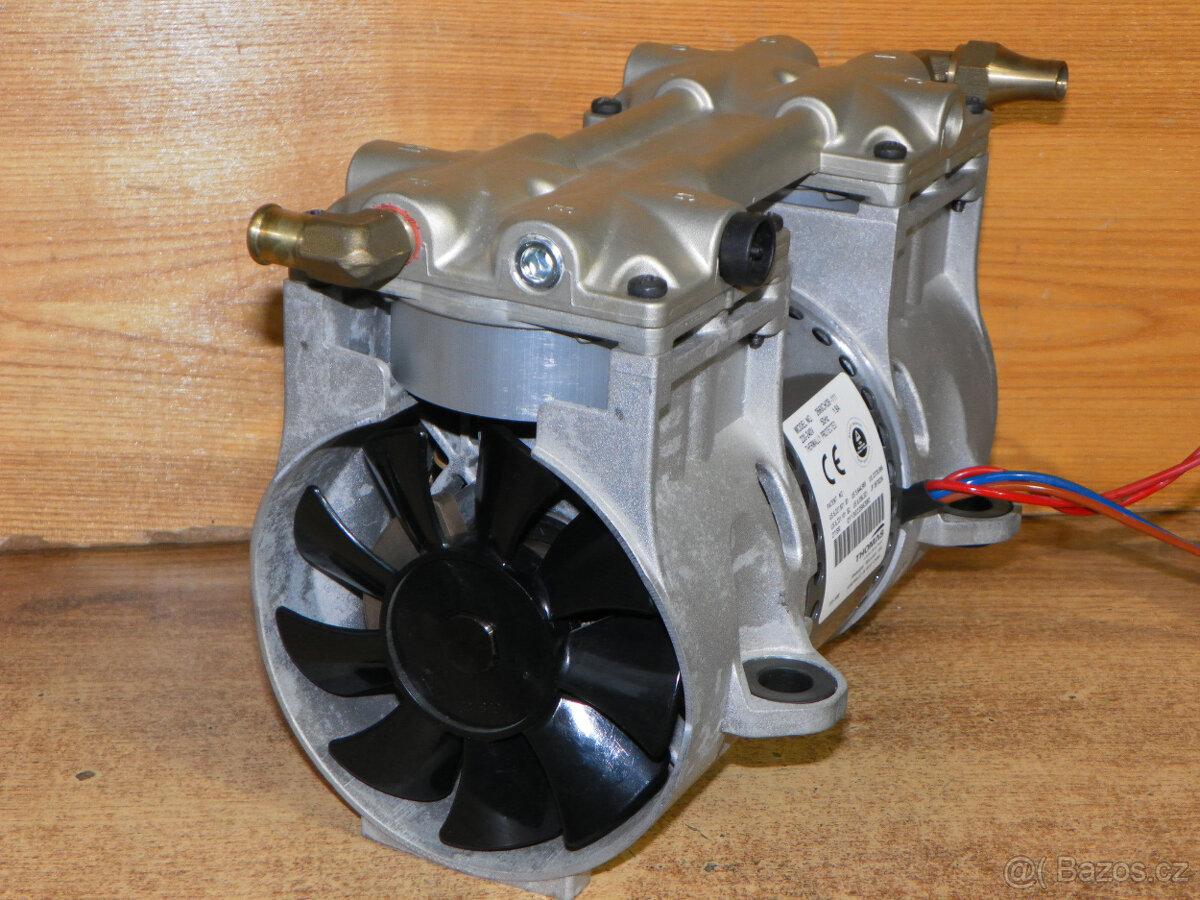 Bezolejová grafitová vývěva, vakuová pumpa THOMAS, 113 l/min - 4