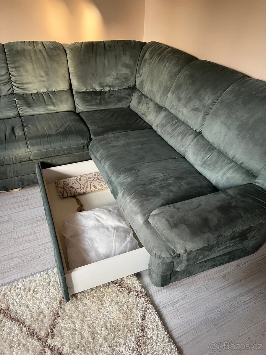 Kvalitní,zánovní,rohová,rozkládací+taburet.SLEVA možná - 4