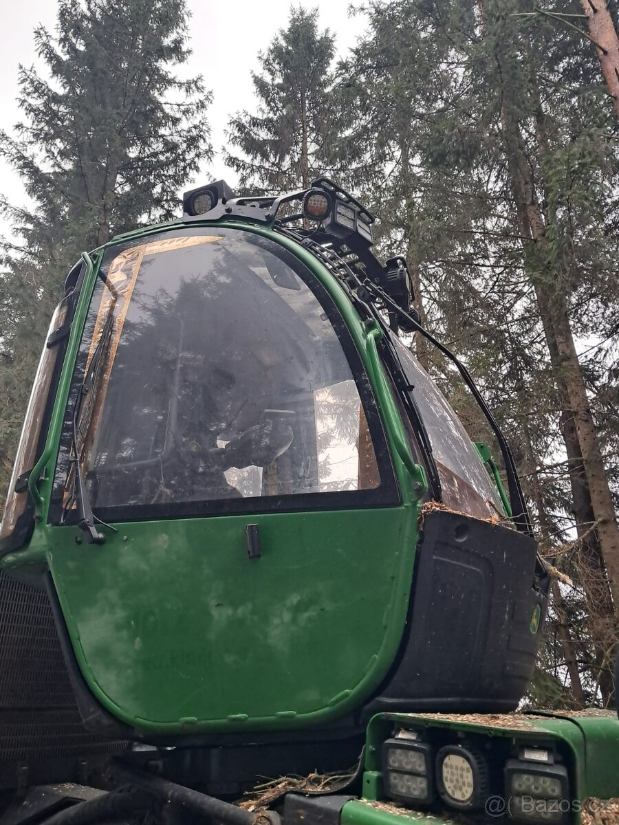 Harvestor JOHN DEERE 1170E H414 - 4