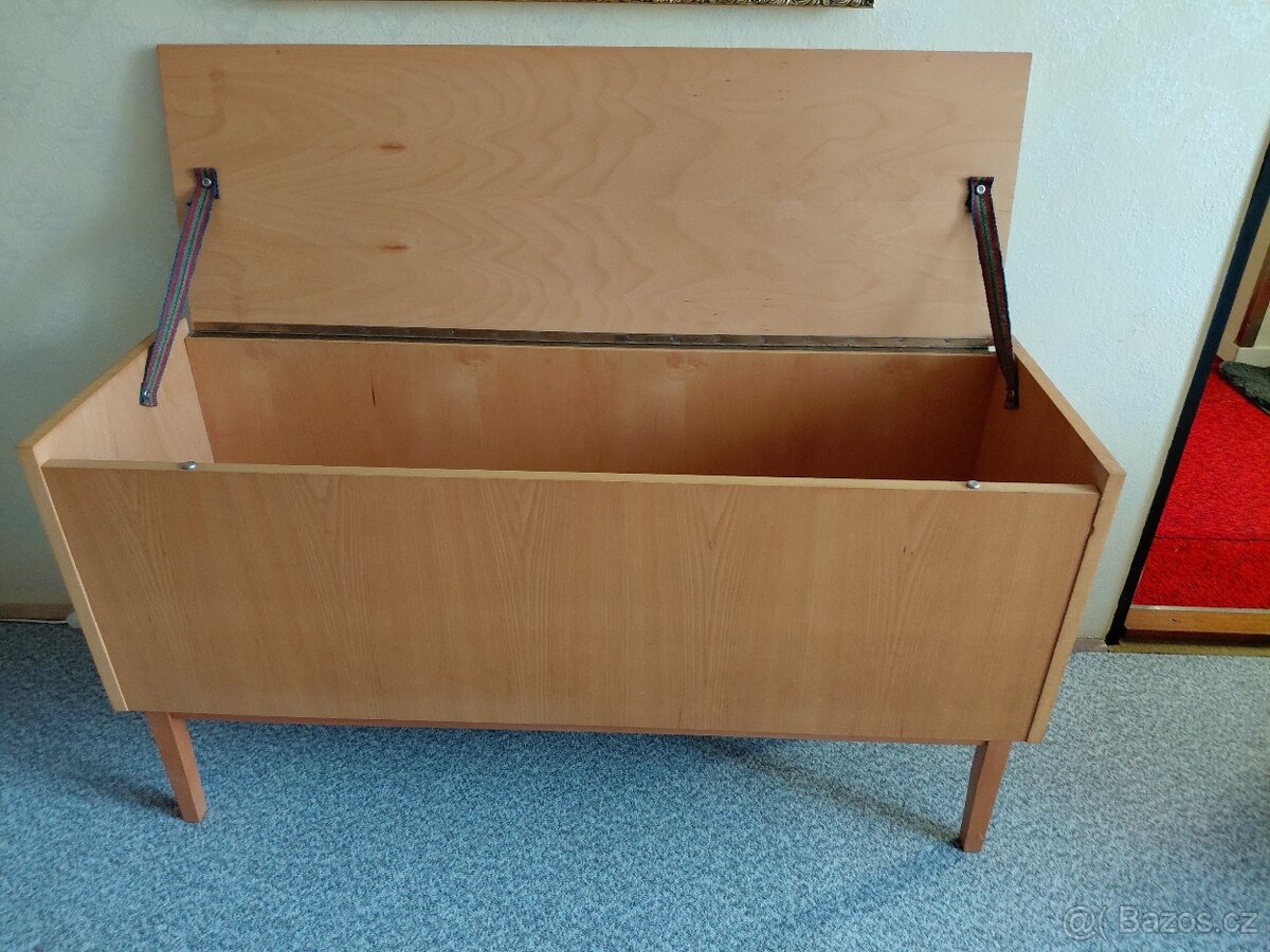 Obývací stěna + peřináč - 4