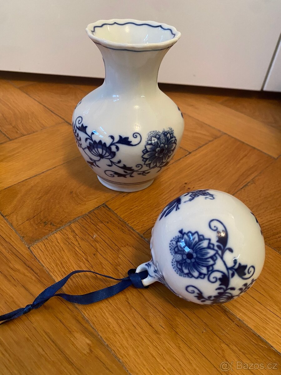 CIBULÁK váza, ohřívač, vánoční koule a dóza na párátka - 4