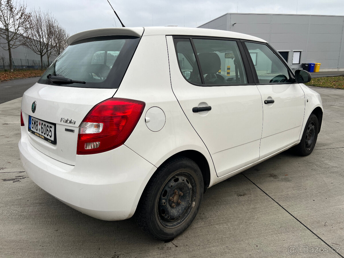 Škoda Fabia 1.2 HTP-Rok 2011-sada kol - 4