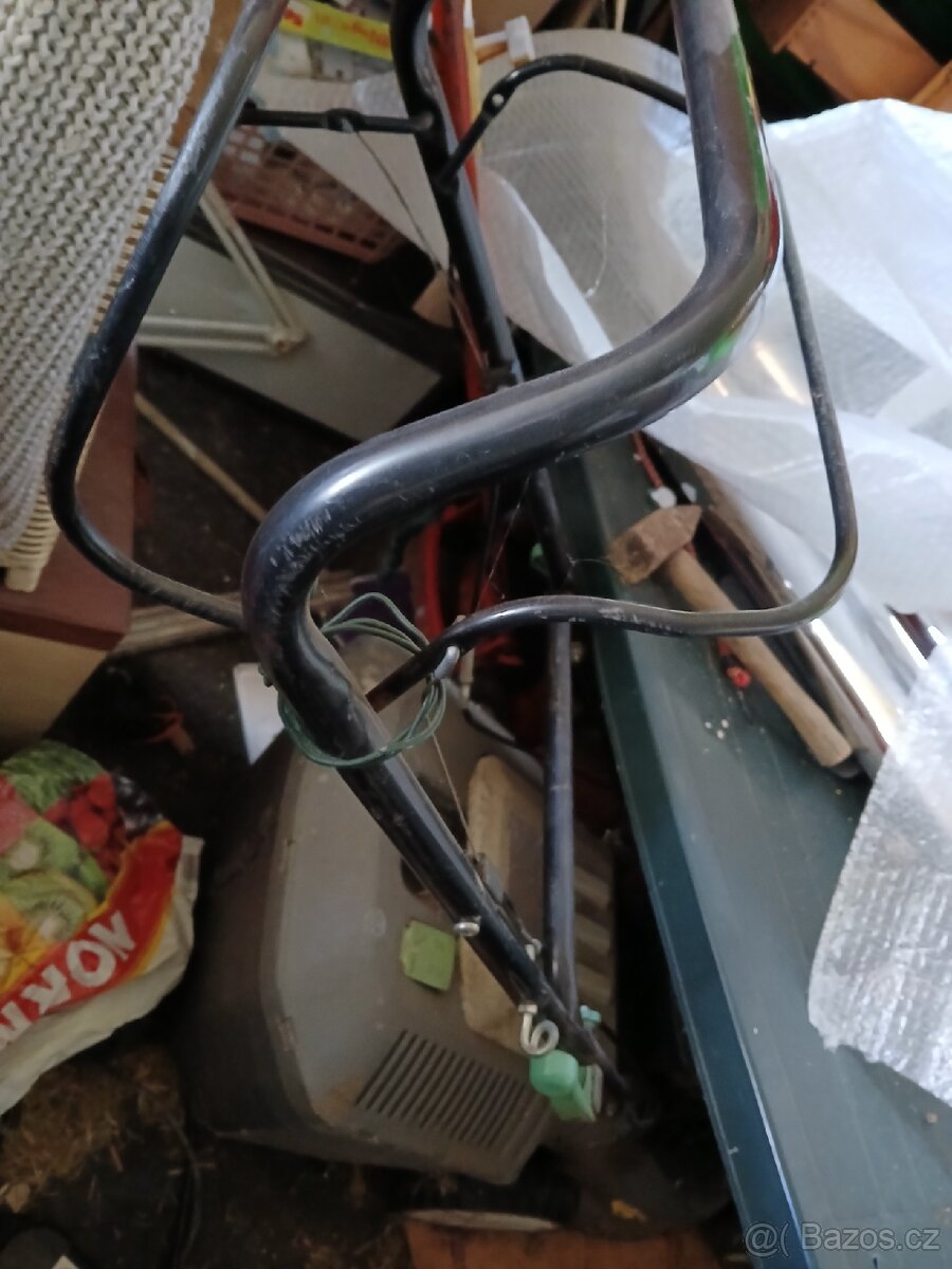 Sekačka benzínová - 4