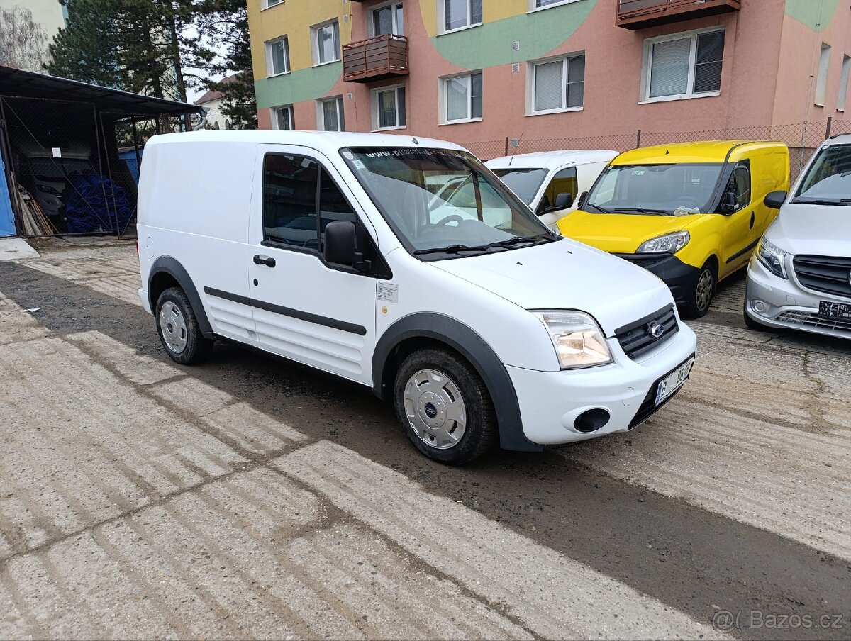 Ford Transit Connect - 4
