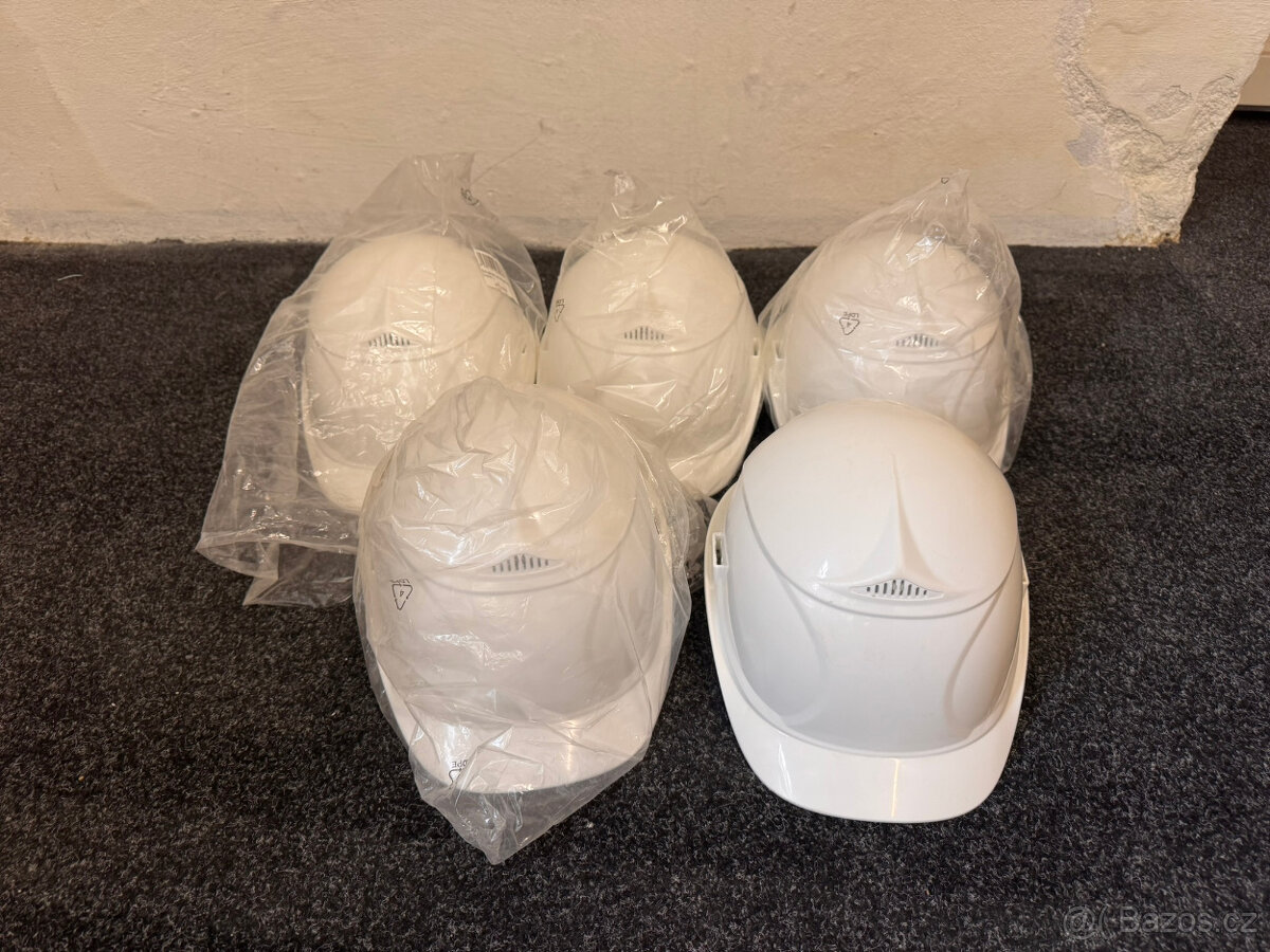 Ochranná pracovní přilba UVEX - 4