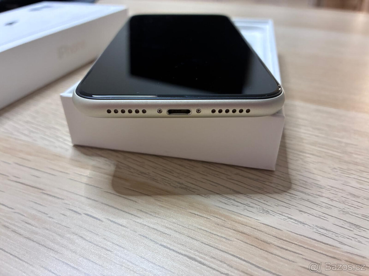 iPhone 11 128GB - 4