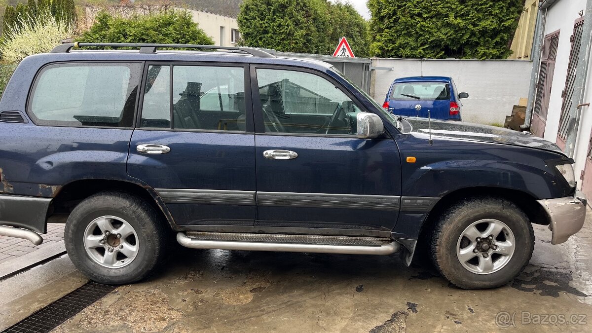 Toyota Land Cruiser LC 100