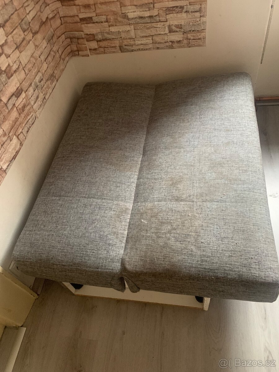Rozkládací gauč s uloženým prostorem - 4