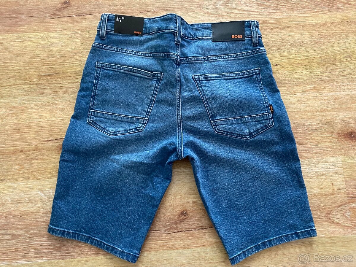 Džínové šortky zn. Hugo Boss - vel.32 - 4