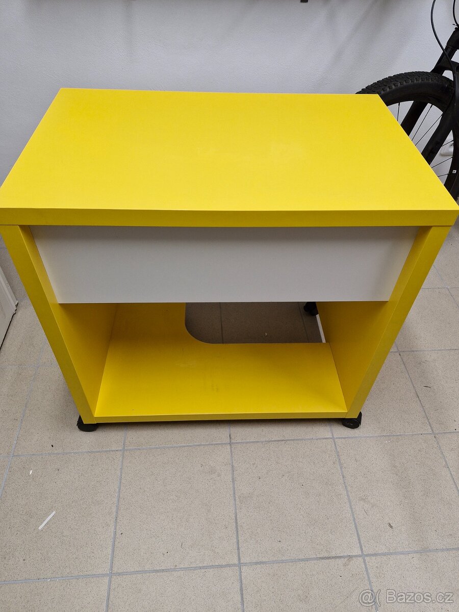 Počítačový stolek - 4