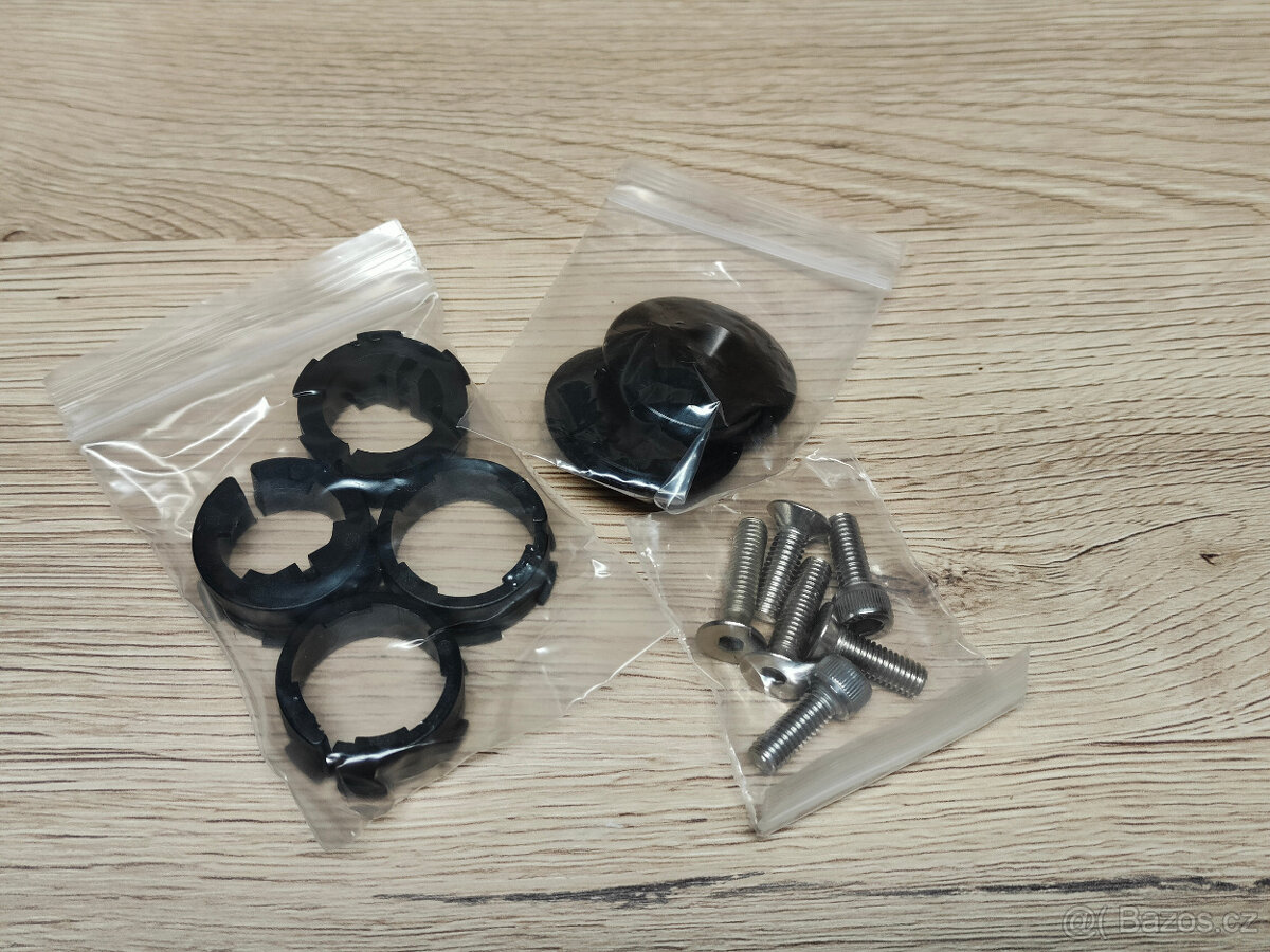 Prodám sadu zrcátek pro motorky Triumph s logem - 4