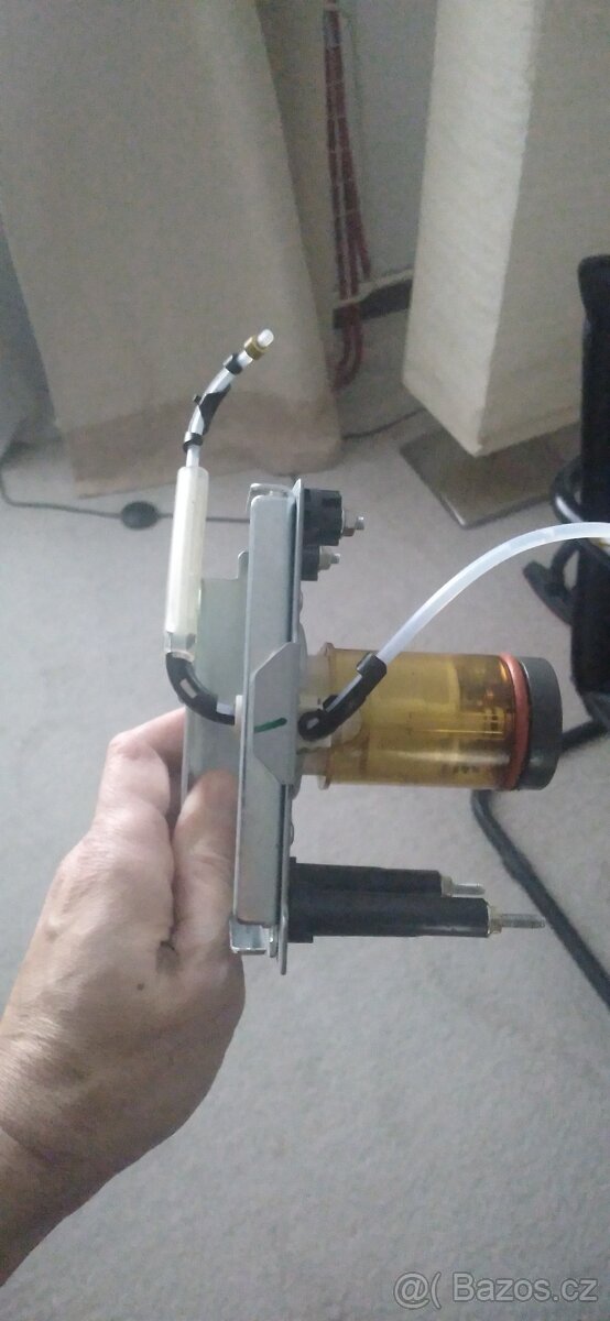 Prodám náhradní díly Delongi 3200 - 4