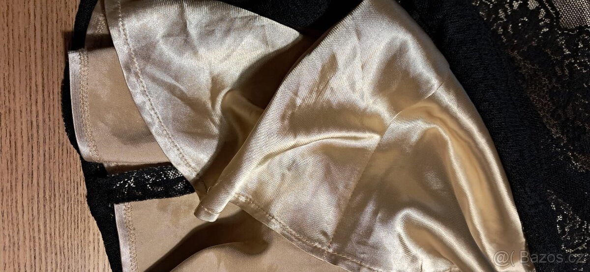 Společenské šaty ORSAY - 4