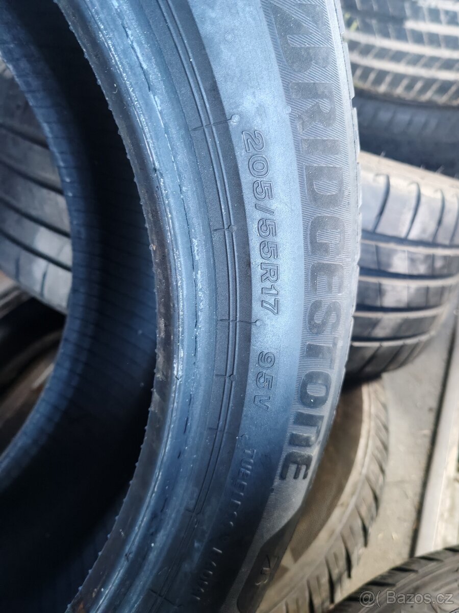 205/55/17 Bridgestone 2ks - 4