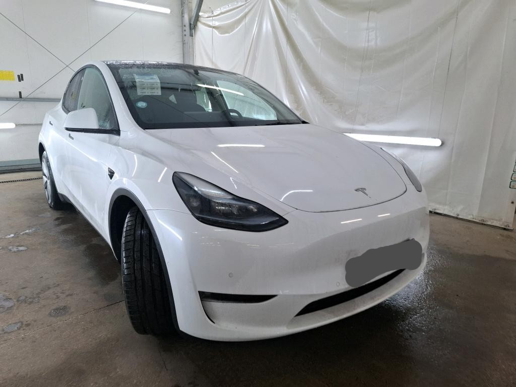 Tesla Model Y Long Range AWD - 1855 - 4