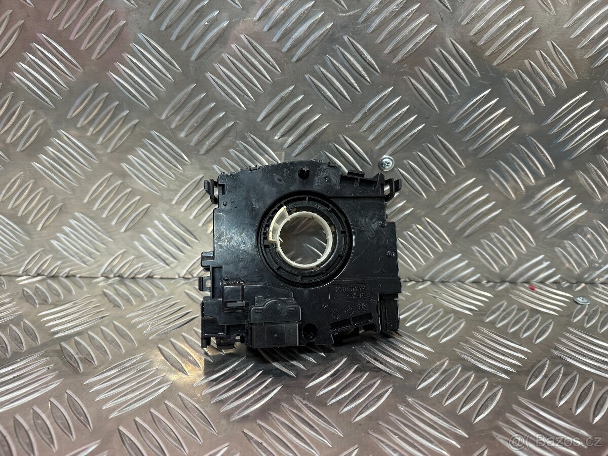 VOLANTOVÝ KROUŽEK 5K0953549E - 4