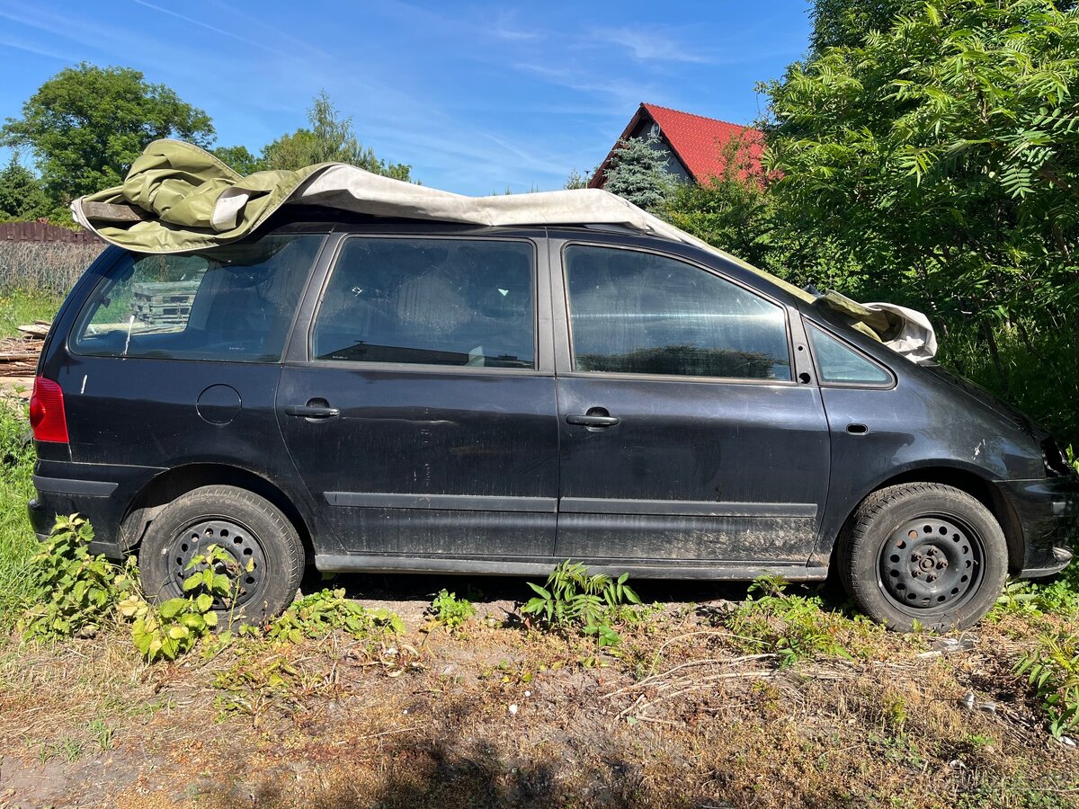 Volkswagen Sharan (na náhradní díly) - 4