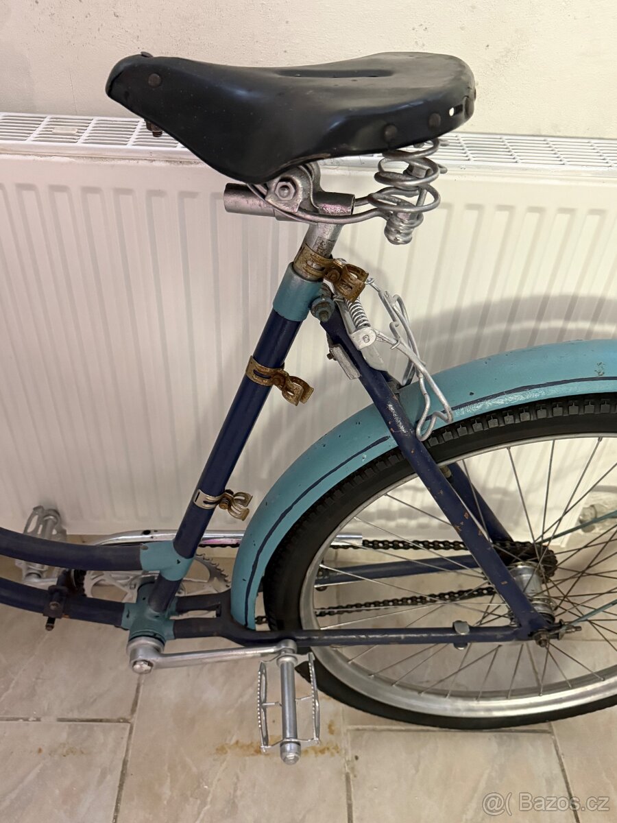 Staré jízdní dámské kolo 60.leta - 4