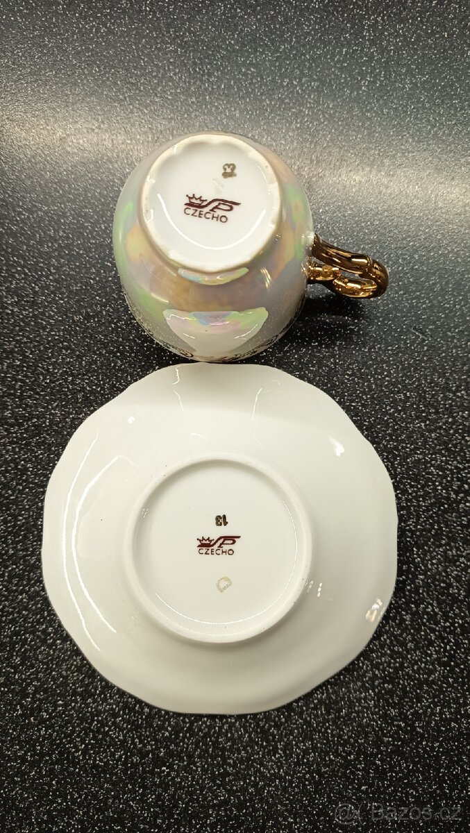 2 šálky s podšálky - 4