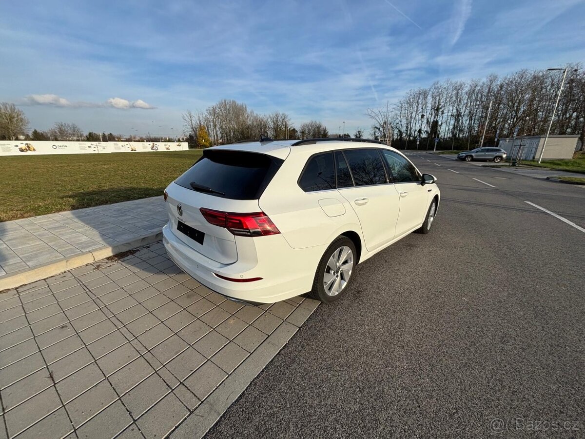 Volkswagen Golf 8 Variant Style 2.0TDI 110kW 2022 DSG LED - 4