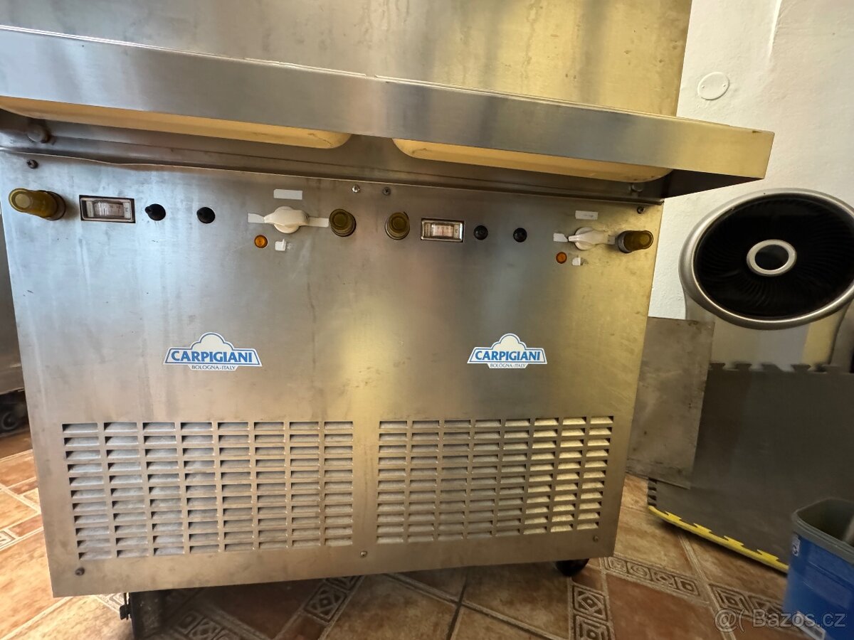 Zmrzlinovy stroj carpigiani 6 - ti paka - 4