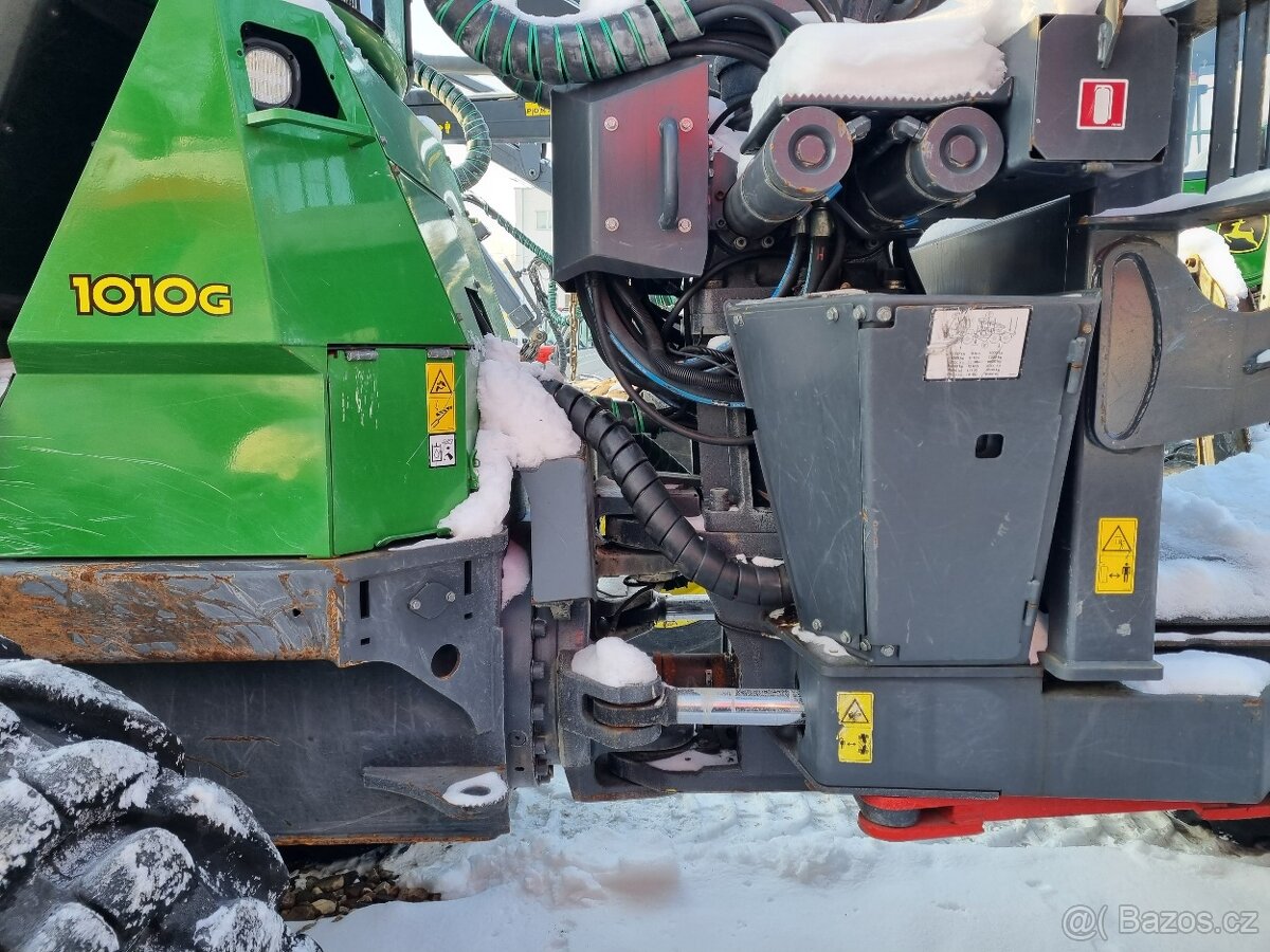 Vyvážecí souprava JOHN DEERE 1010G - 4