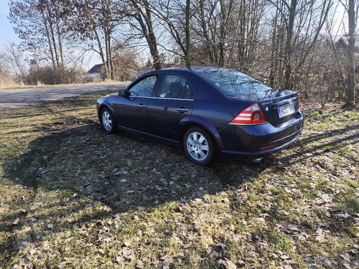 Mondeo mk3 2.2 114kw St-packet sedan - 4