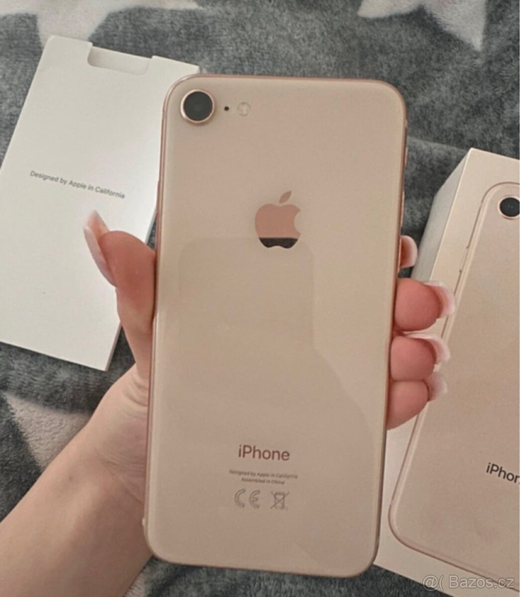 Apple iPhone 8 Rose gold - 4