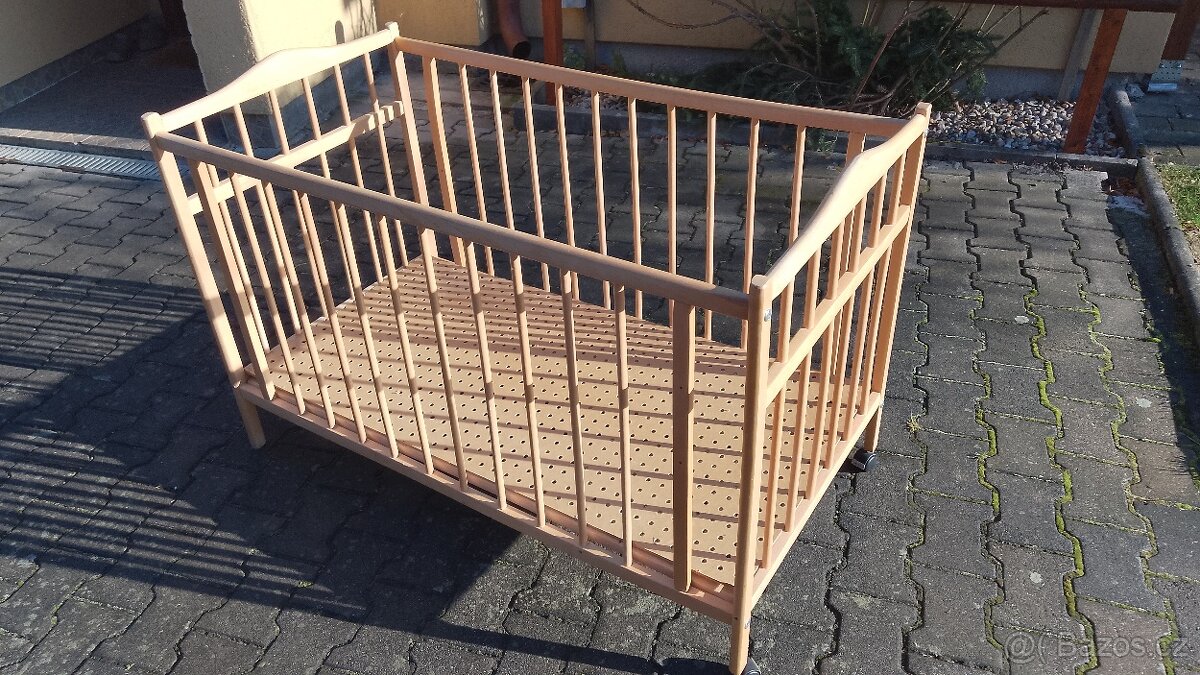 Dětská postýlka dřevěná - 4