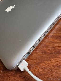 Prodám RETRO MacBook Pro 15,4" - 4