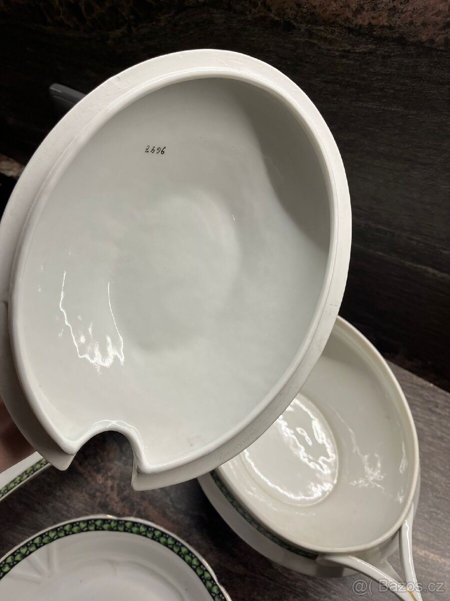 Servírovací sada se zeleným lemem - 4