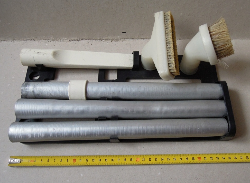 Prodám bezsáčkový autovysavač - 4