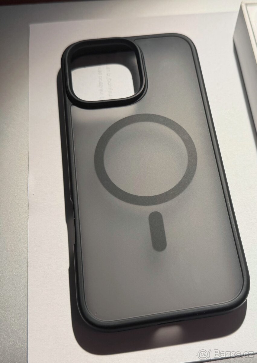 Apple iPhone 16 Pro Max, 256GB, bílý titan - 4