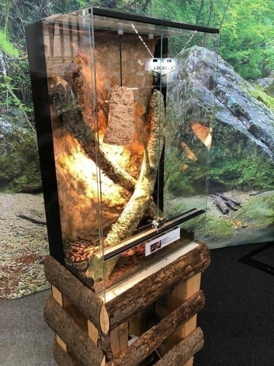 Terárium 50x40x80 cm s 3D stěnou - 4