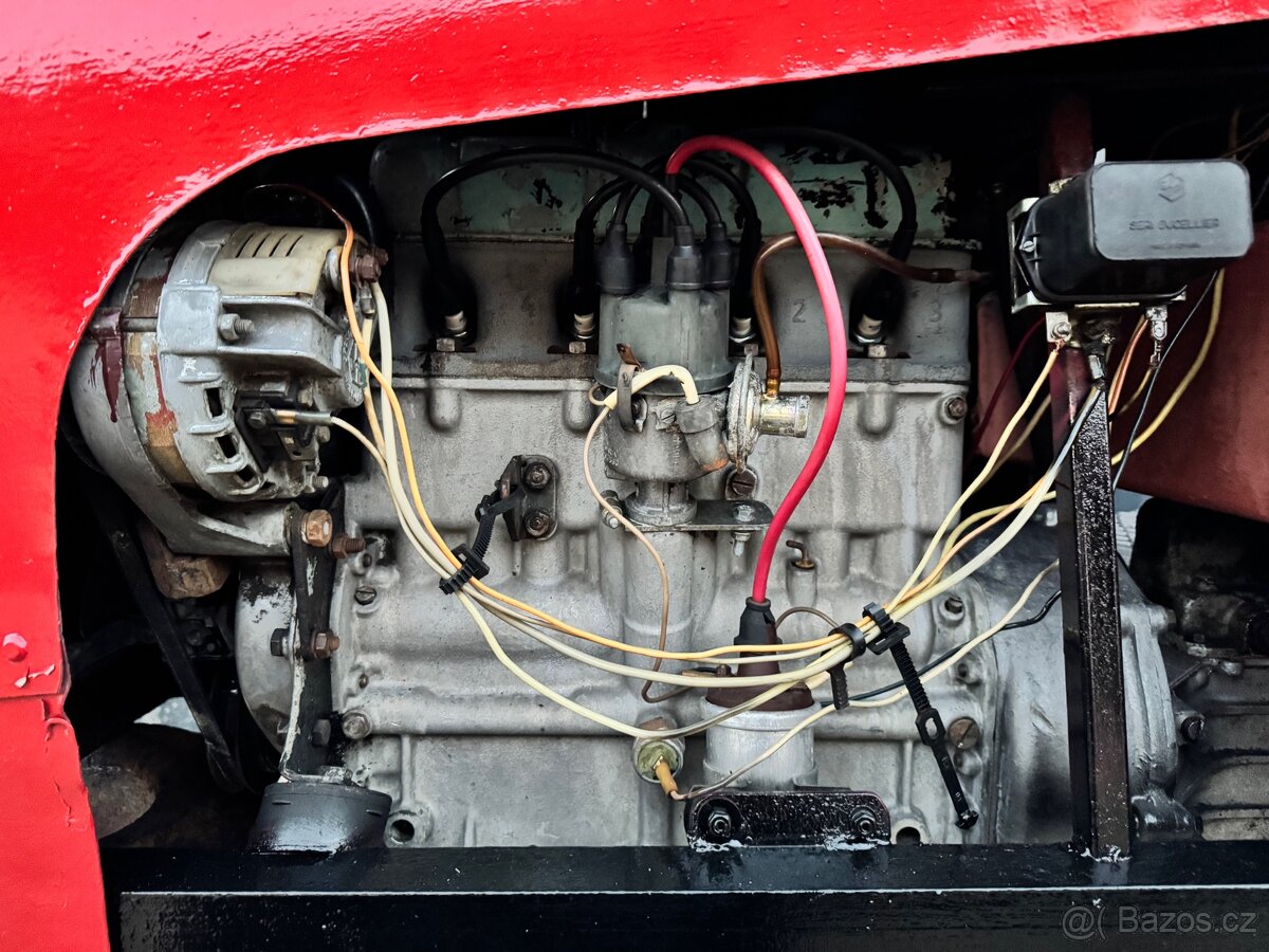 Traktor domácí výroby, možnost dopravy - 4