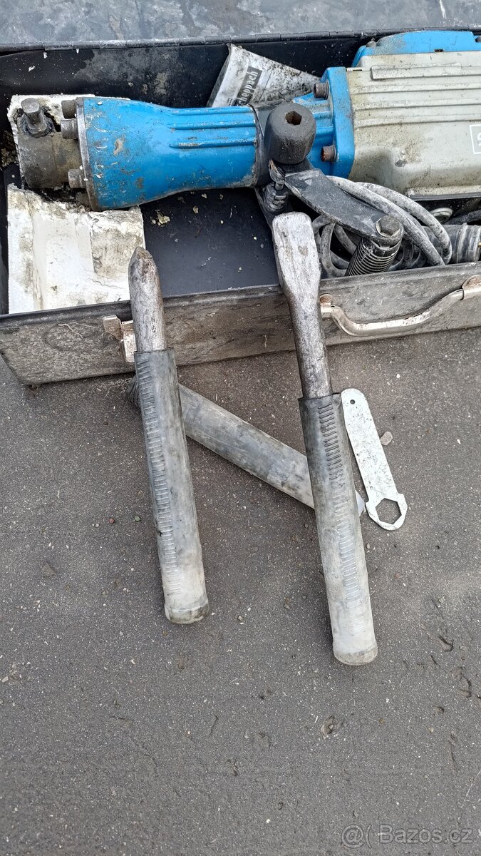 Sbíjecí kladiva - 4