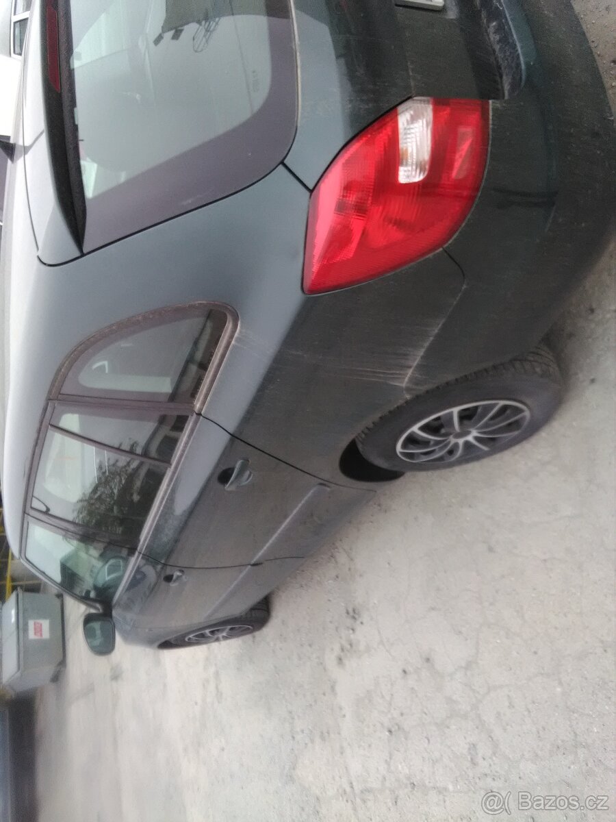 Škoda Fabie 1.4 tdi 59 kw 2010 DPF - 4