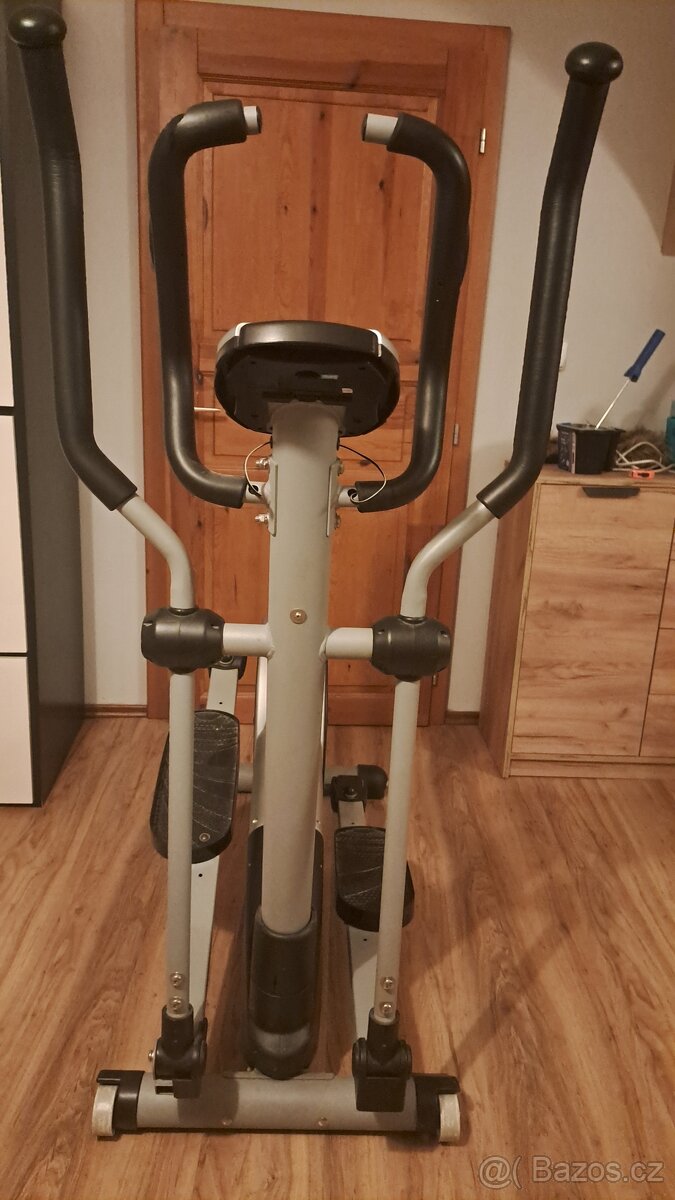 Eliptický trenažér KELLER Runner XT - 4