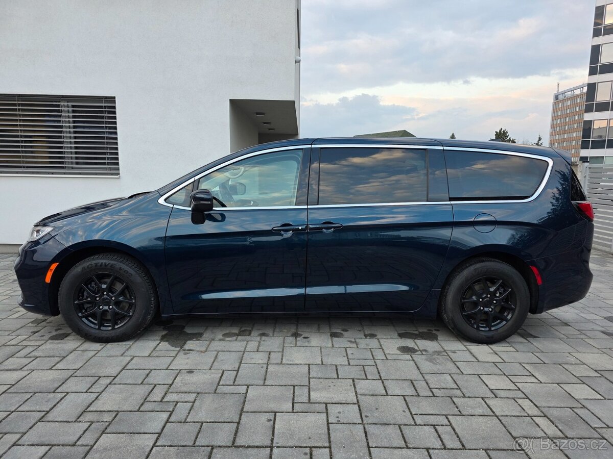 Chrysler Pacifica 3.6L V6 7 miest Radar DPH 2023 - 4