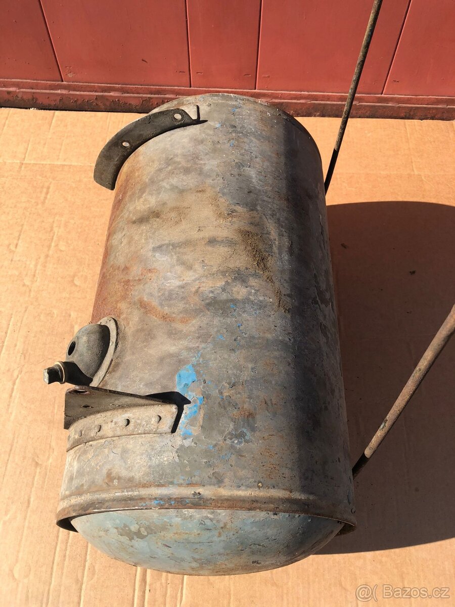 Tatra 57 nádrž - 4