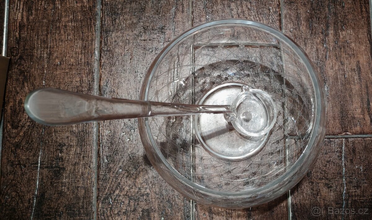 Sada mísy a hrnečků na punč - 4