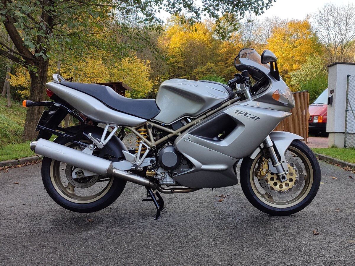 Ducati ST2 - 4