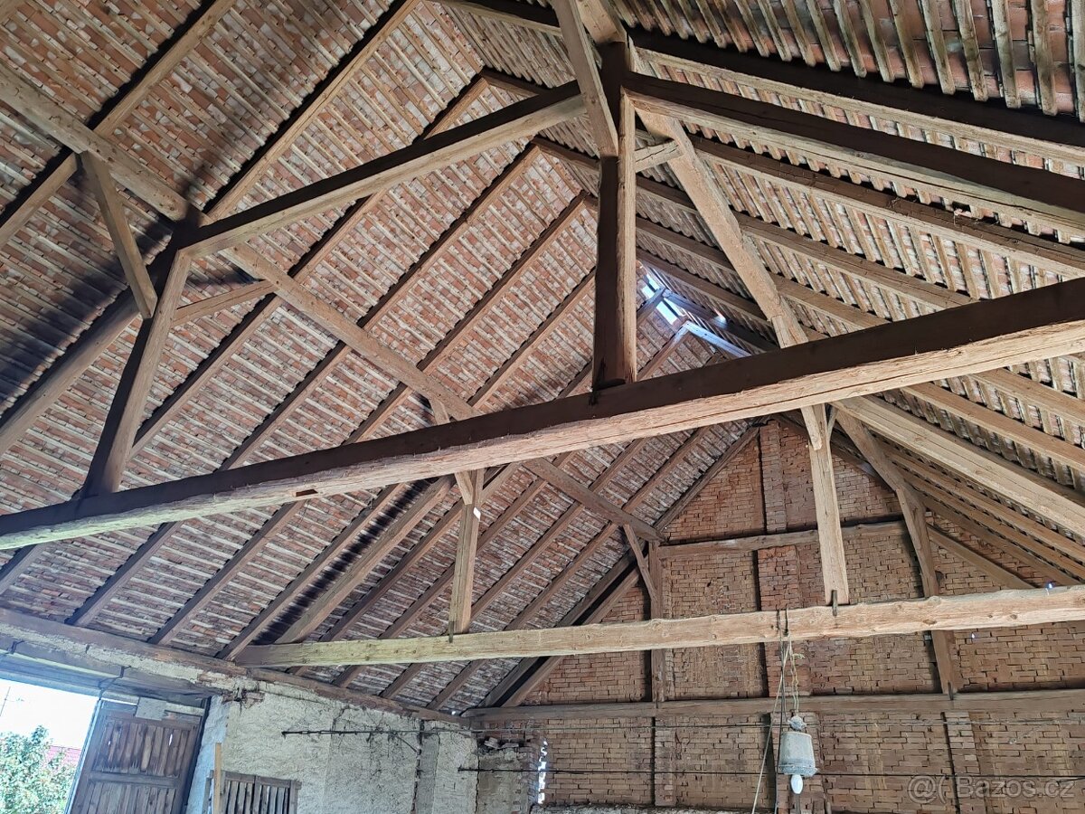 Máme zájem o staré trámy ze starých objektů - 4