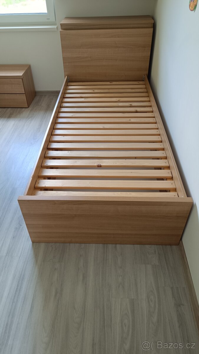 2x Postel 90x200, noční stolek a peřiňák - 4