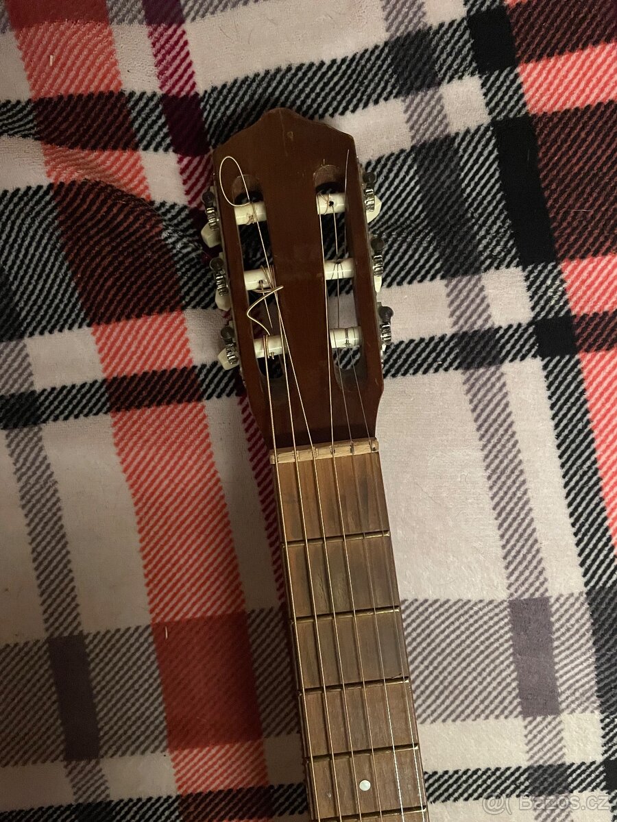 Kytara - 4